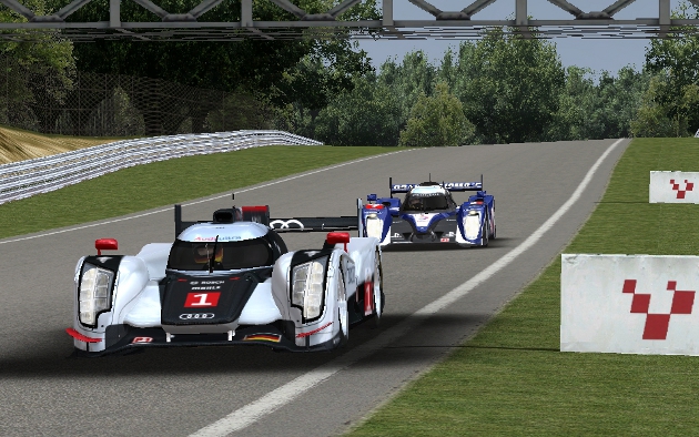 r18