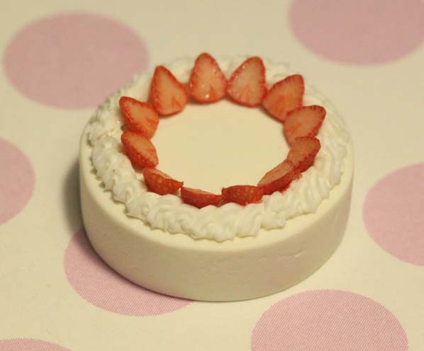 ホールケーキ