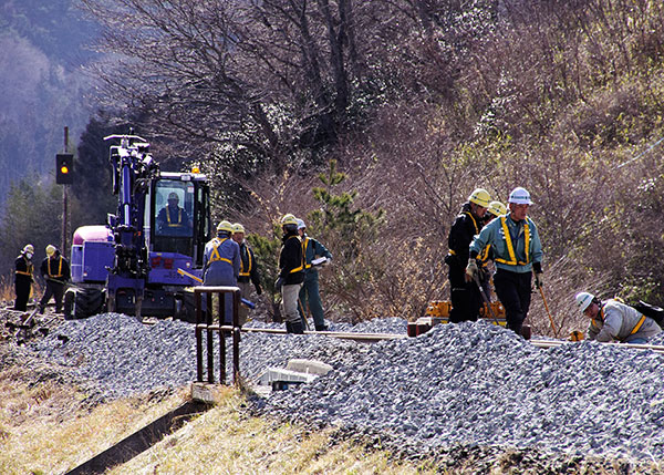 三陸鉄道の復旧作業
