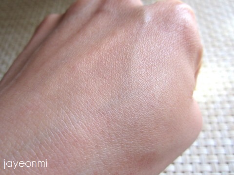 ISOI_アイソイ_Vライン_弾力_セラム(4)