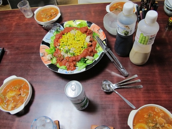 鶏肉塩だれ炒めとトマト缶サラダ、トマト煮残り