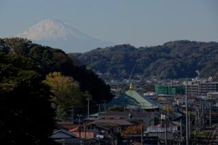 浦賀道(鎌倉):名越坂上より富士山を望む