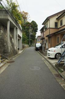 浦賀道(戸塚):元溜池から上る道