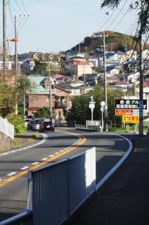 浦賀道(戸塚):大楠山登山口交差点-2