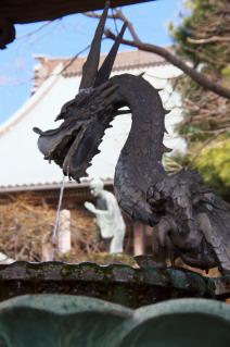 藤沢・遊行寺:水屋の龍