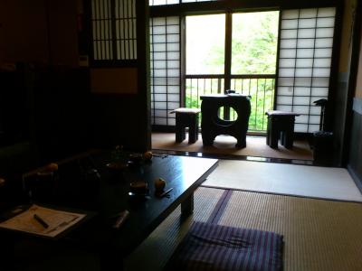 部屋(万年)