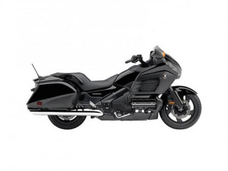 2013 GoldwingF6B_01