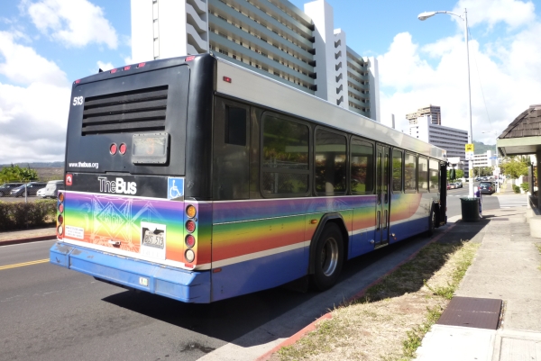 honolulubus20120705223649.jpg