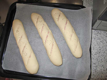 ベーコンフランス 焼成前
