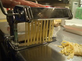 パスタをカット