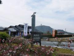 吉備路は紅葉祭りで賑わってます。