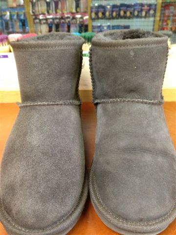 ugg7.jpg