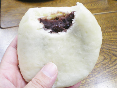 袋屋すまんじゅう(がぶり)