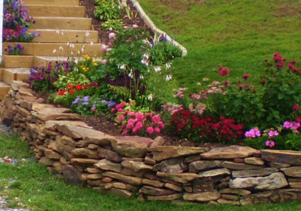 stone walls for landscaping