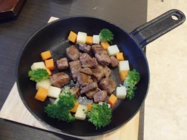 葉山牛うまし
