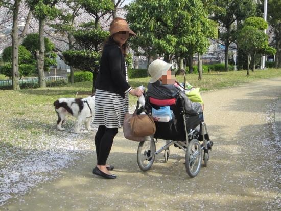 母と