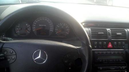 w210 AMG ベンツ