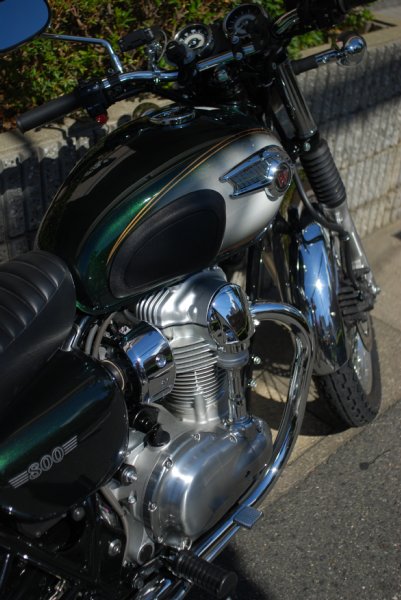 W800