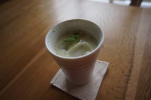 20120512-02 banana kiwi rassi (800x532)