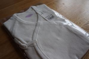 20120525-01 babys underware (800x532)