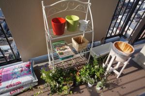 20120516-04 gardening (800x532)