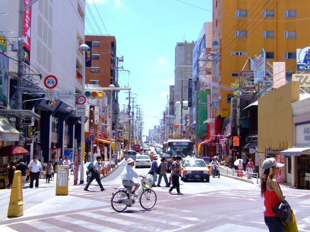 kokusaidoori01.jpg