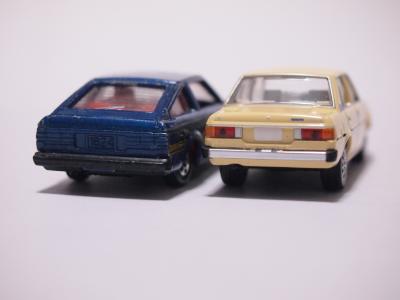 70カローラ リア比較