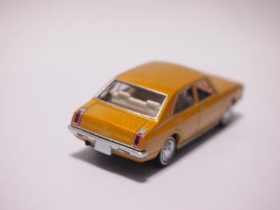 カリーナ1400DX リア