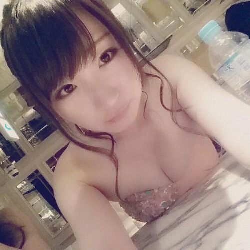 荒井華奈Gカップ巨乳おっぱい画像a13.jpg
