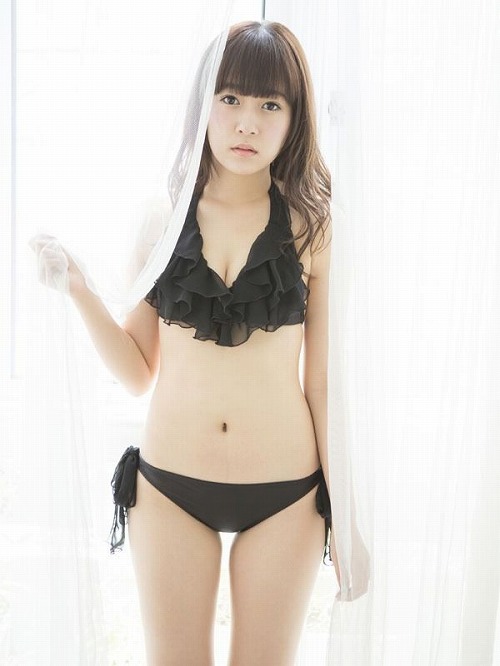 多田愛佳水着おっぱい画像2b02.jpg
