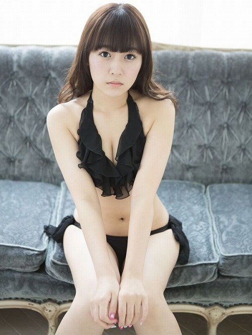 多田愛佳水着おっぱい画像2b05.jpg