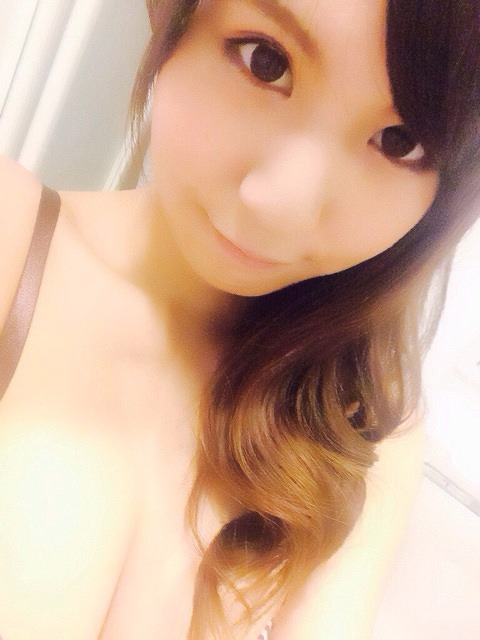 伊藤菜ノ香Fカップ巨乳おっぱい画像2b11.jpg