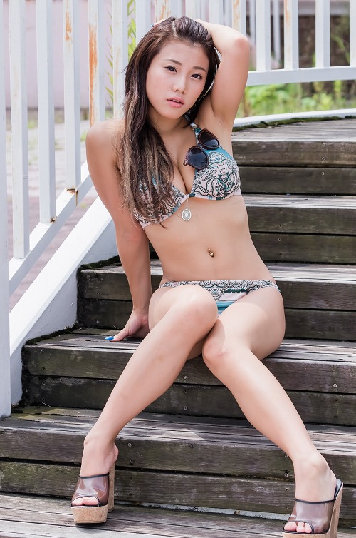 千明芸夢Eカップ巨乳おっぱい画像a45.jpg