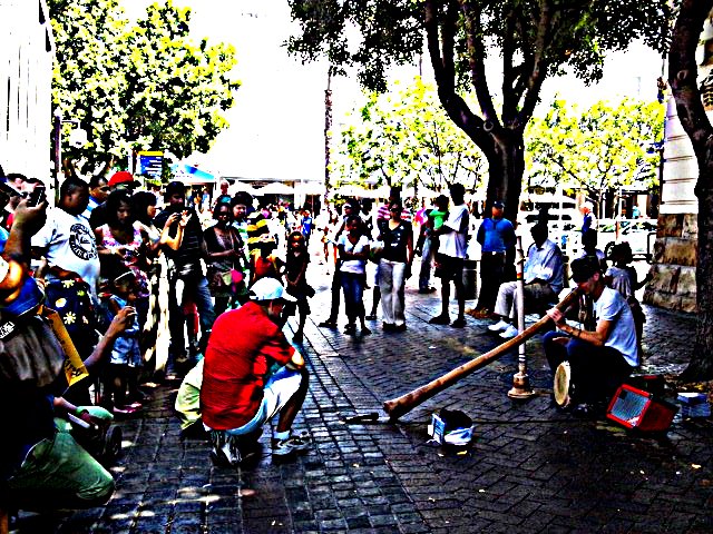 StreetPerformer_02.jpg