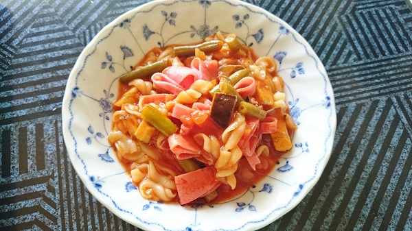 ラグーソースパスタ