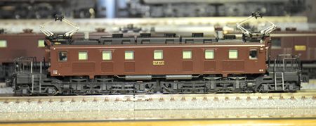 2-14EF5714_R.jpg