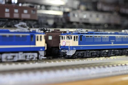 2-2D300_R.jpg