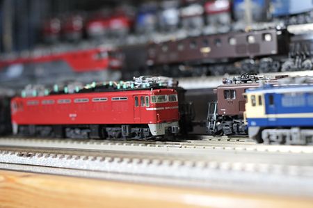 2-4D300_R.jpg