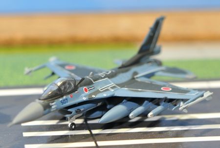 2-8F2A_R.jpg