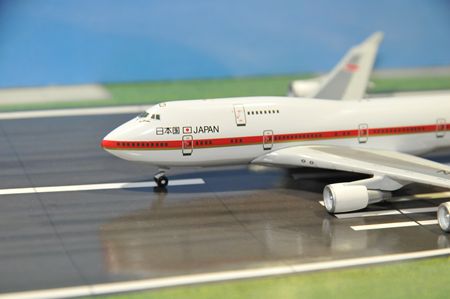 8-4政府専用機_R