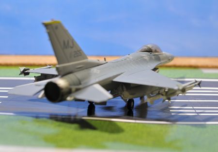 7-10F16_R.jpg