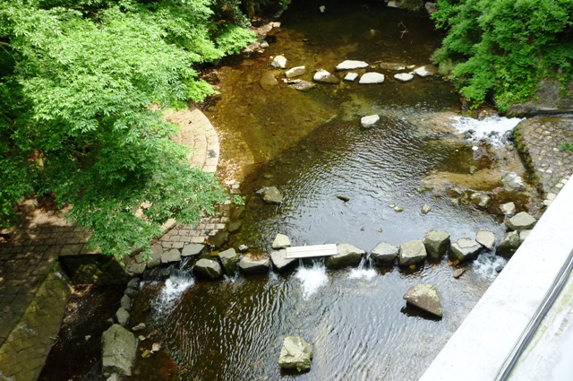 2012_0530_2.jpg