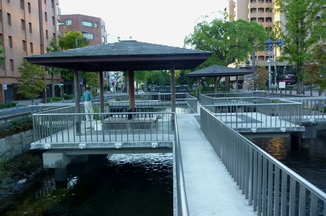 2012_1002_11.jpg
