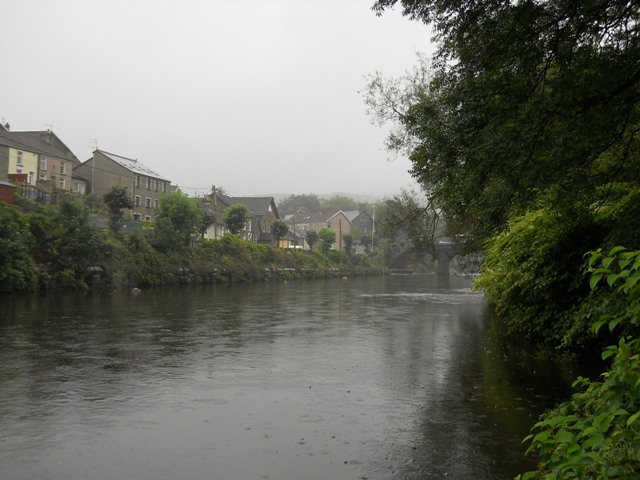River_Taff_Pontypridd_Wales_2.jpg