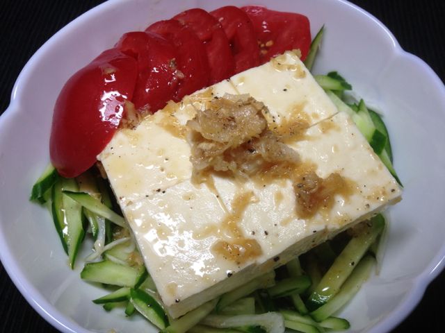 豆腐サラダ