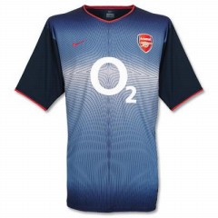 arsenal_02_03_away.jpg