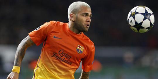 dani-alves-barca-harus-lebih-baik-tanpa-messi-20130404135016.jpg