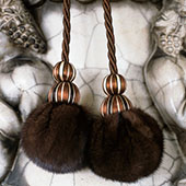 mink_pompon_tieback_lr_.jpg