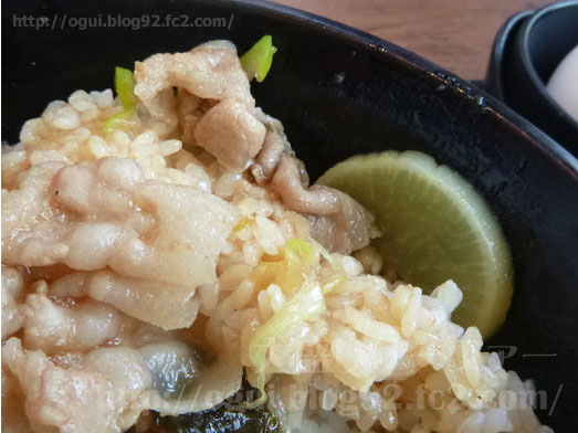 伝説のすた丼屋ミーナ津田沼店ですた丼飯増し037