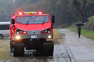 全地形対応車 レッドサラマンダー